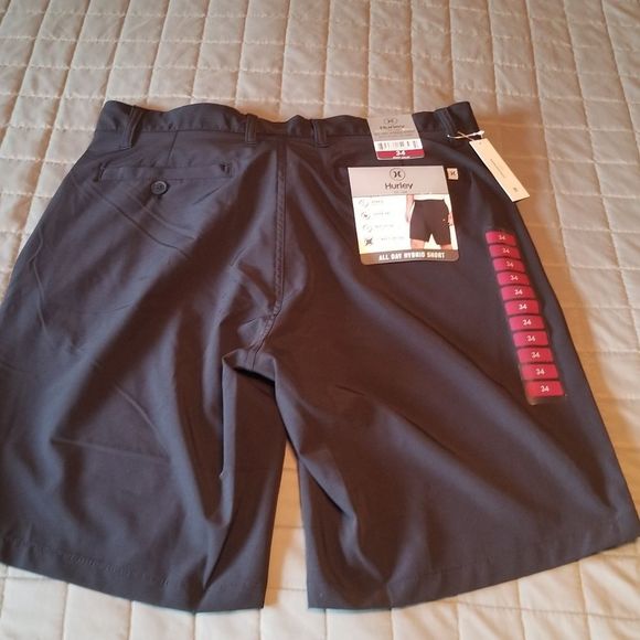 Hurley Shorts - Picture 1 of 8